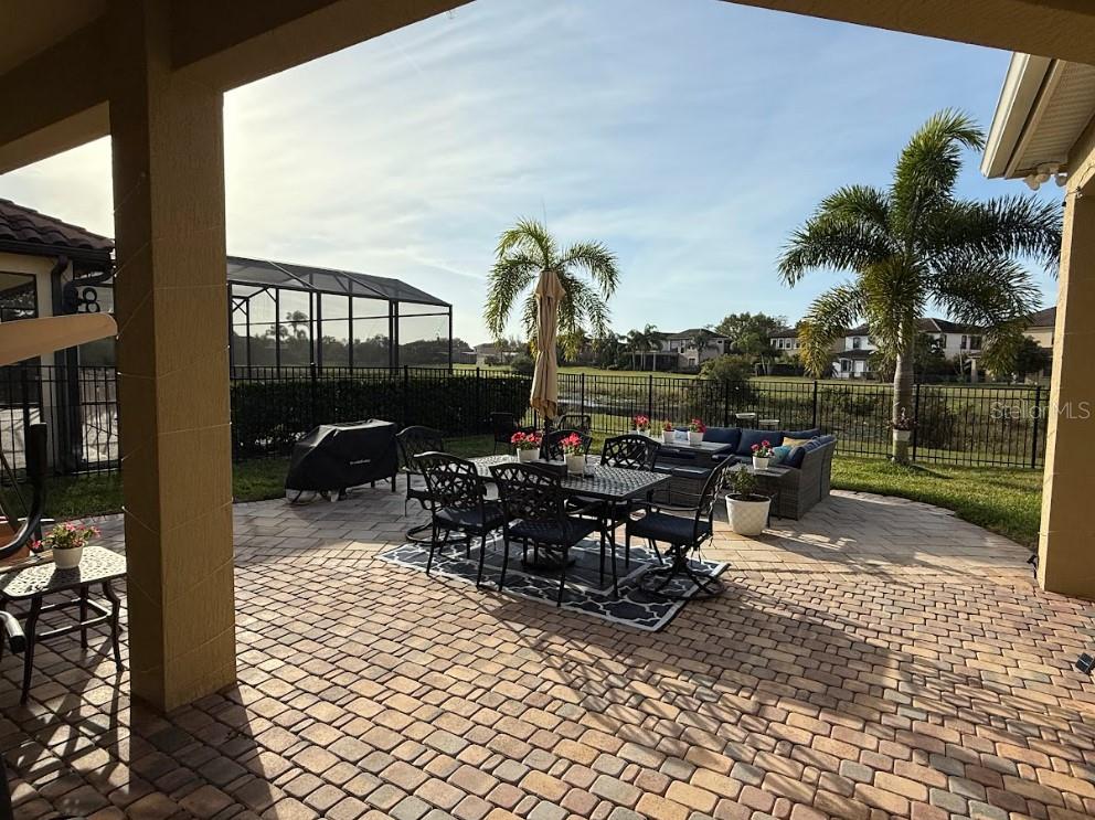 Image 7 of 47 For 9913 Hatton Circle