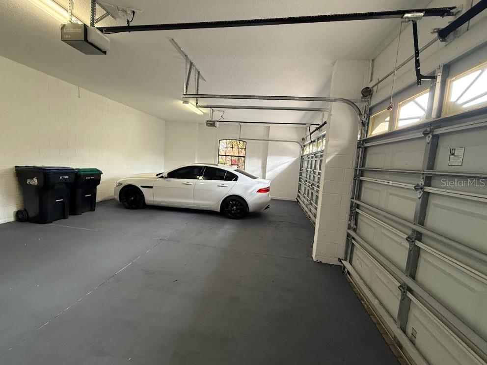 Image 8 of 47 For 9913 Hatton Circle