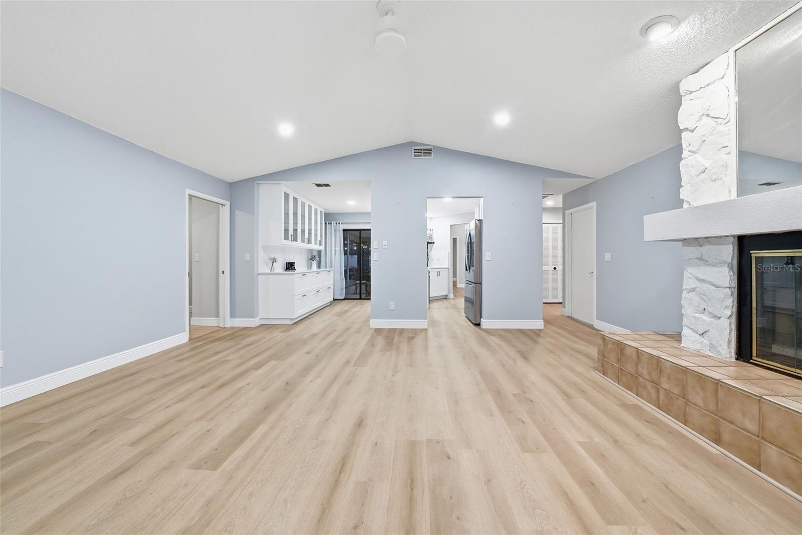 Image 49 of 100 For 2931 Pinewood Run