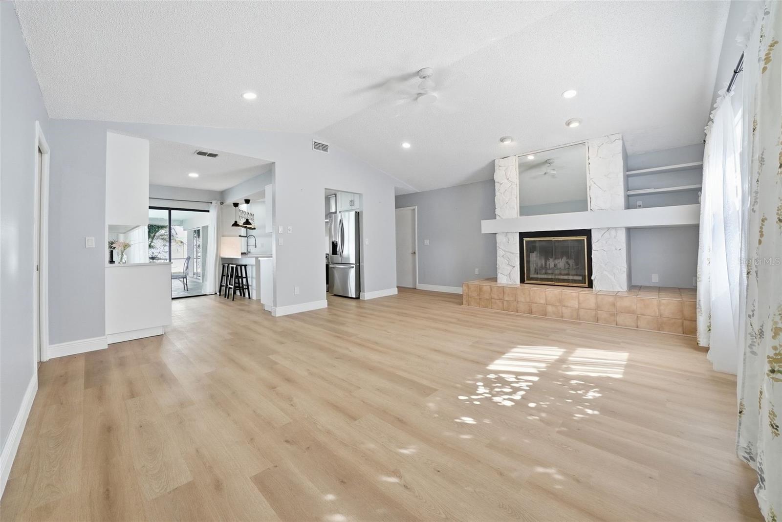 Image 51 of 100 For 2931 Pinewood Run