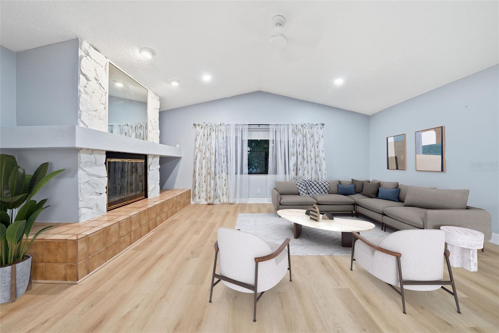 Image 52 of 100 For 2931 Pinewood Run