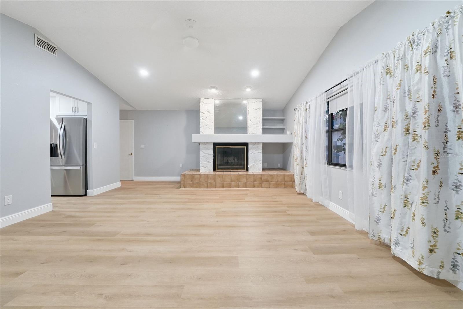 Image 57 of 100 For 2931 Pinewood Run