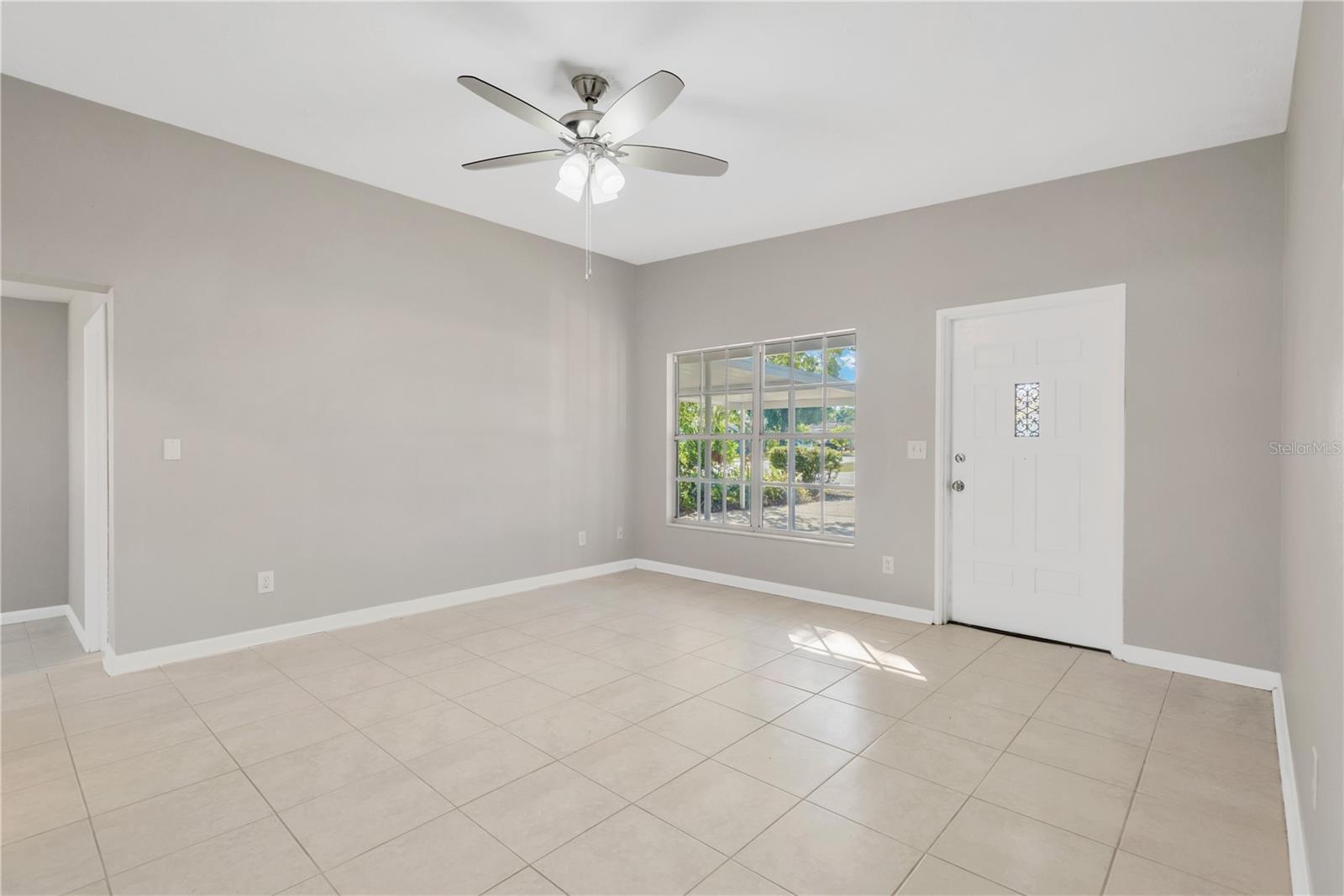 Image 10 of 27 For 10001 Ashley Street