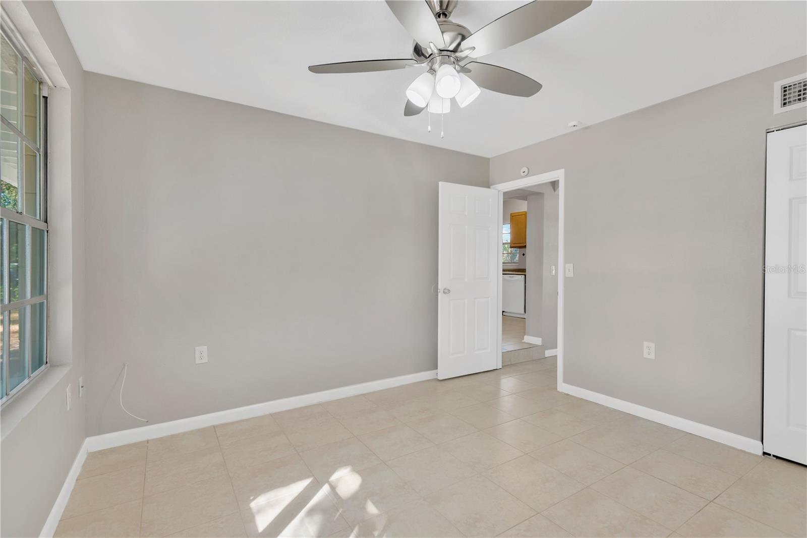 Image 14 of 27 For 10001 Ashley Street