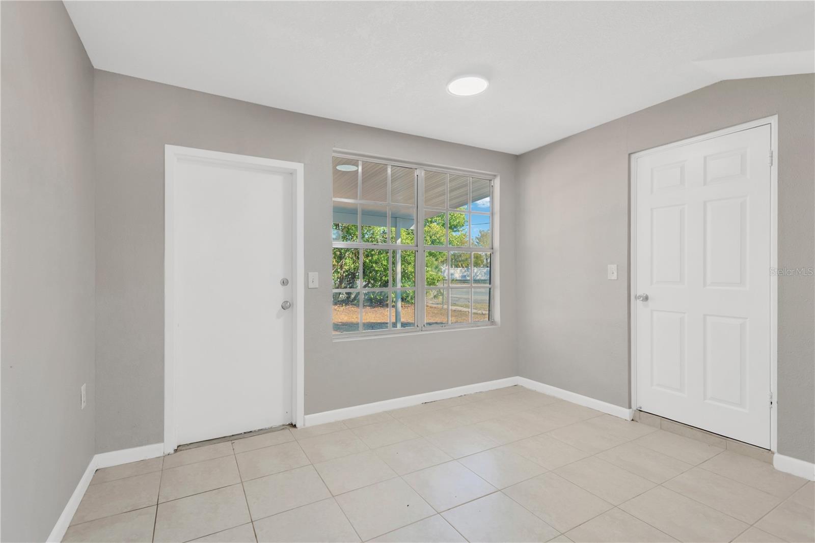 Image 17 of 27 For 10001 Ashley Street