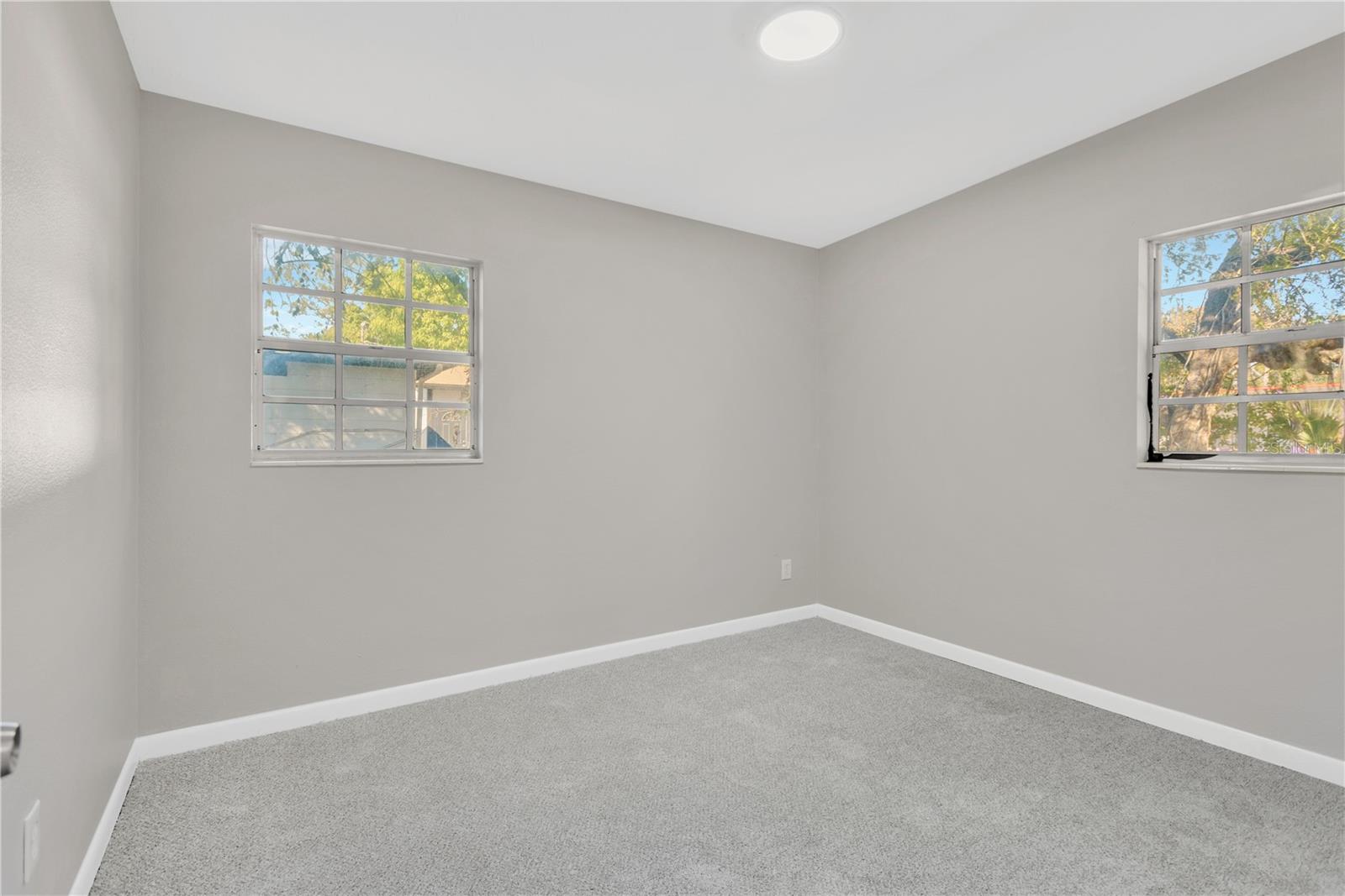 Image 7 of 27 For 10001 Ashley Street