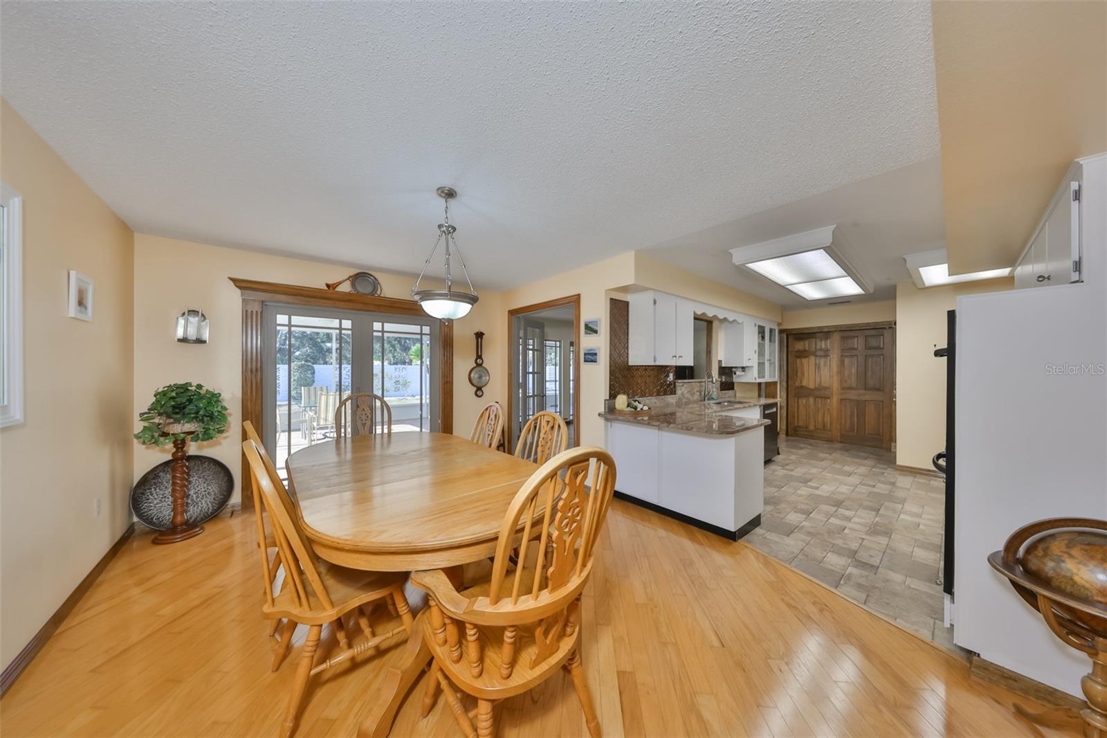 Image 13 of 52 For 1818 Danbury Drive