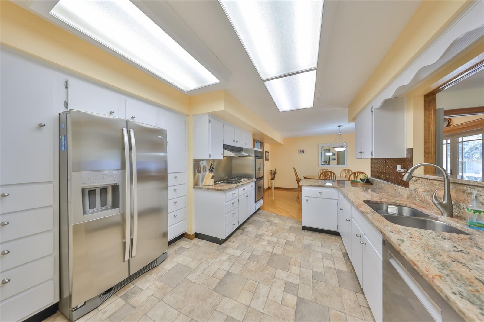 Image 18 of 52 For 1818 Danbury Drive