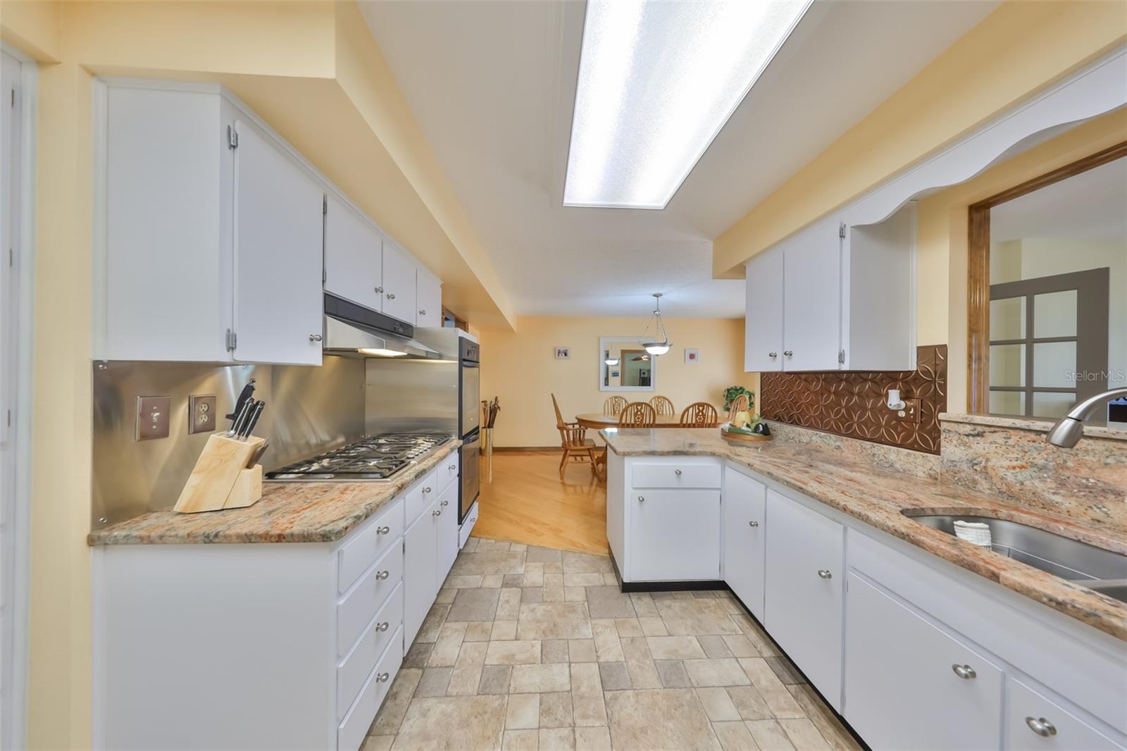 Image 20 of 52 For 1818 Danbury Drive