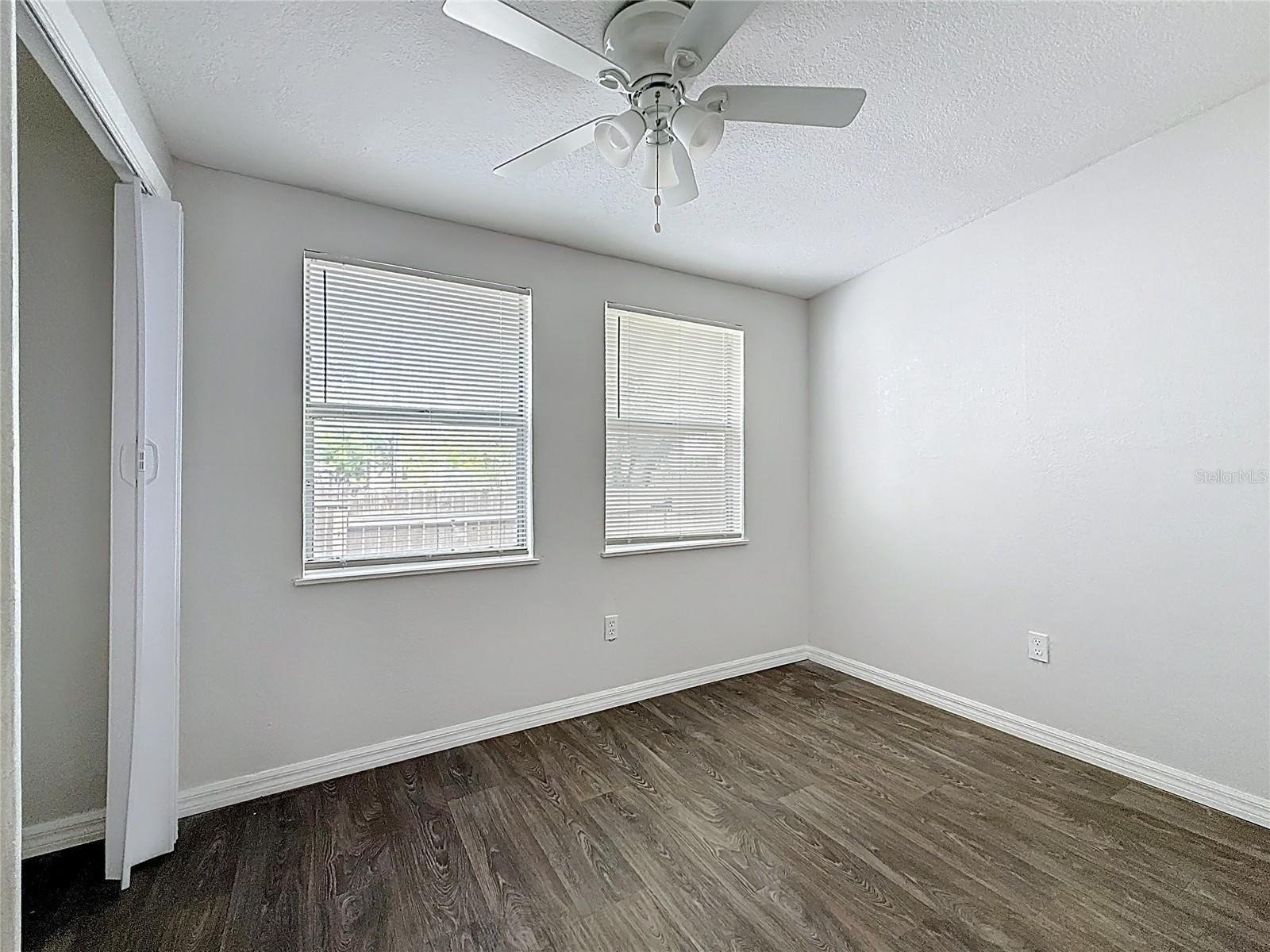 Image 12 of 26 For 618 17th Avenue S W