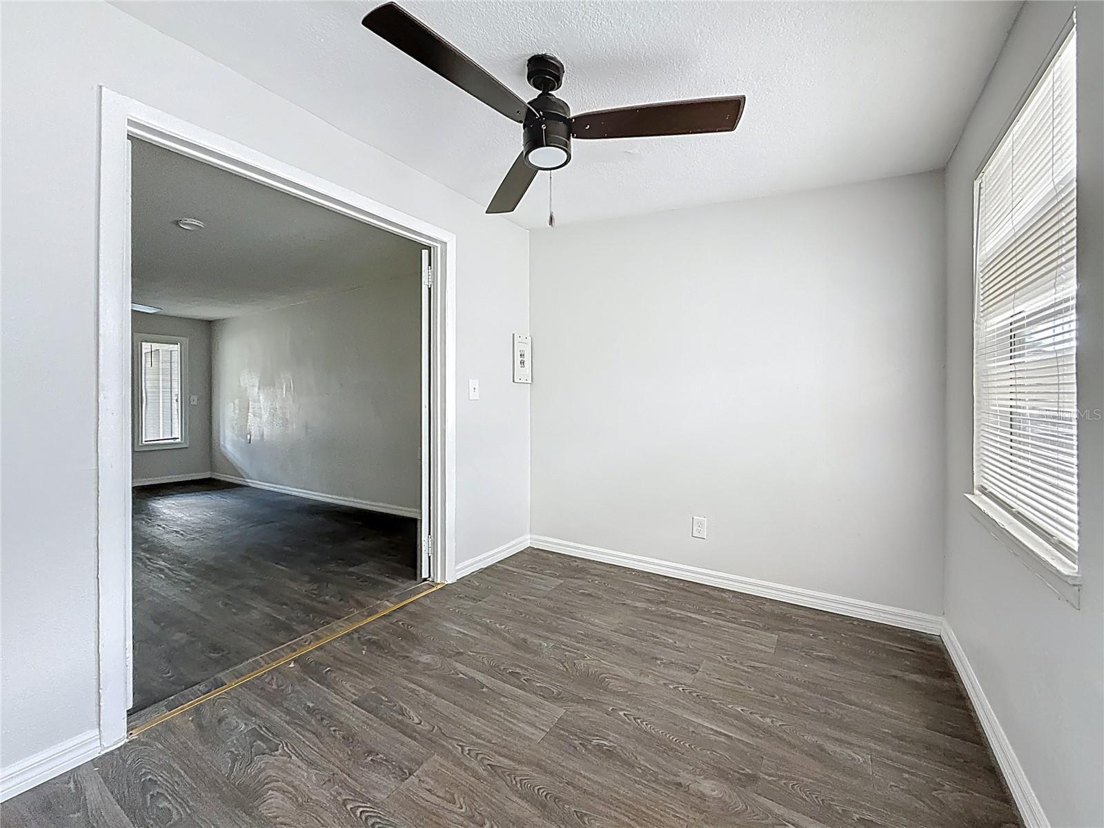 Image 19 of 26 For 618 17th Avenue S W