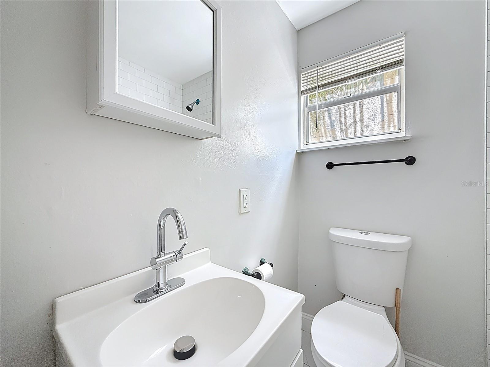 Image 25 of 26 For 618 17th Avenue S W