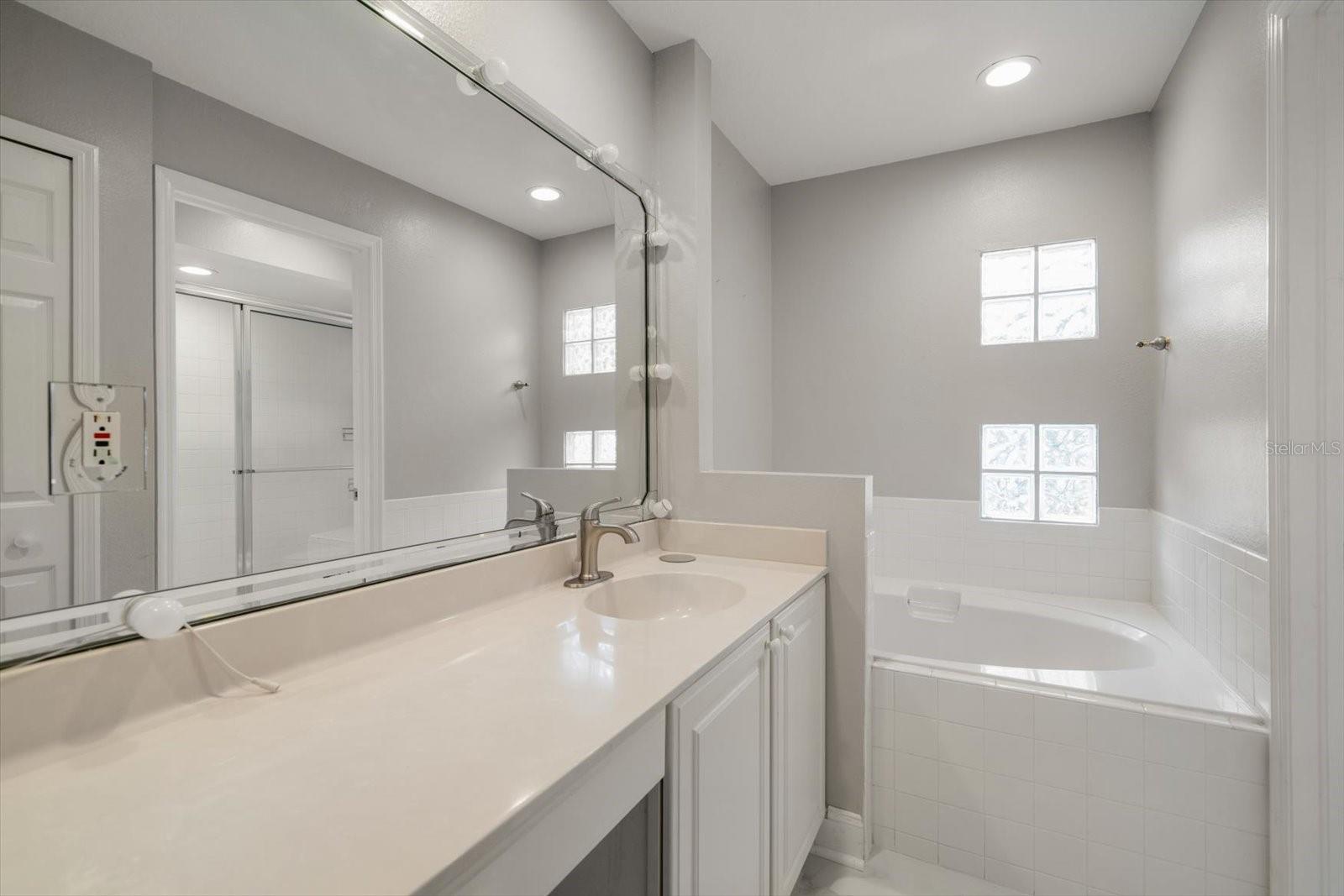 Image 31 of 54 For 1123 Shipwatch Circle