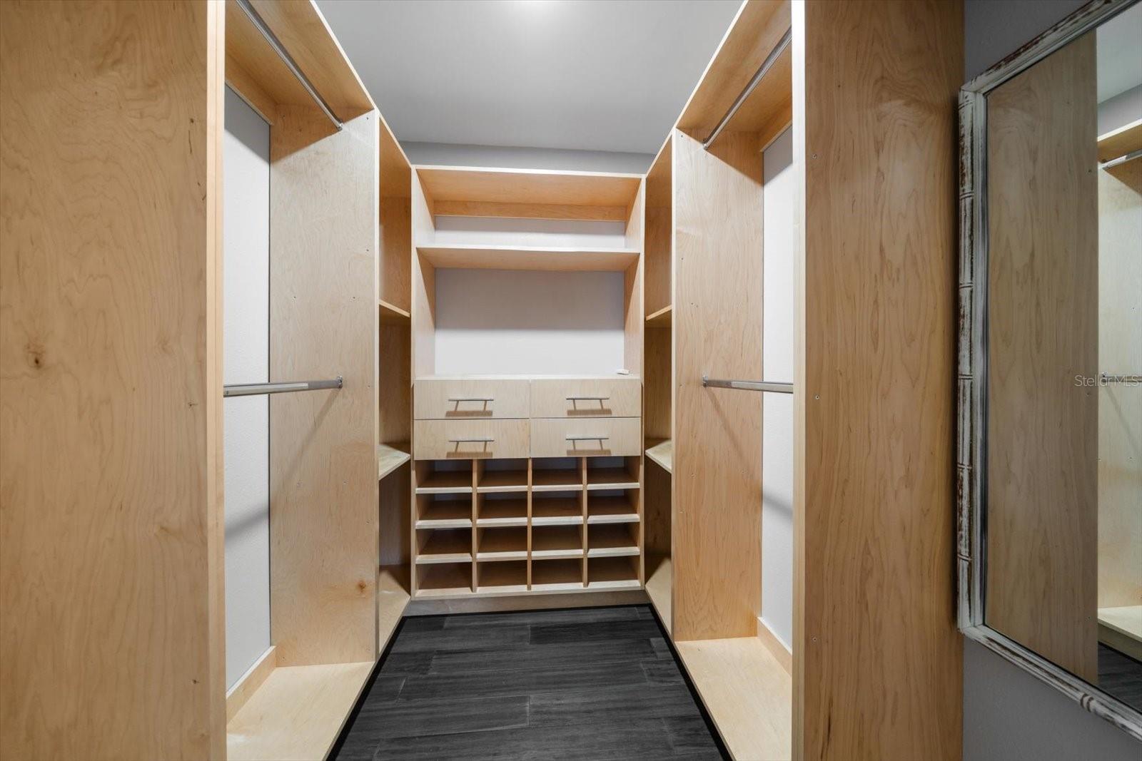 Image 33 of 54 For 1123 Shipwatch Circle