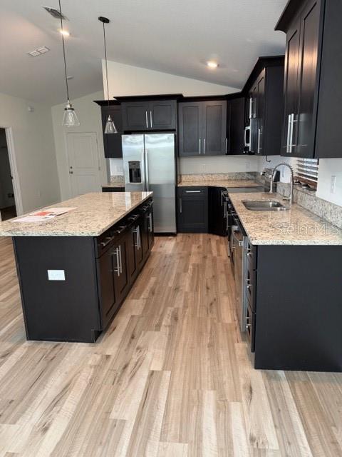 Listing photo id 1 for 902 Alsobrook Street