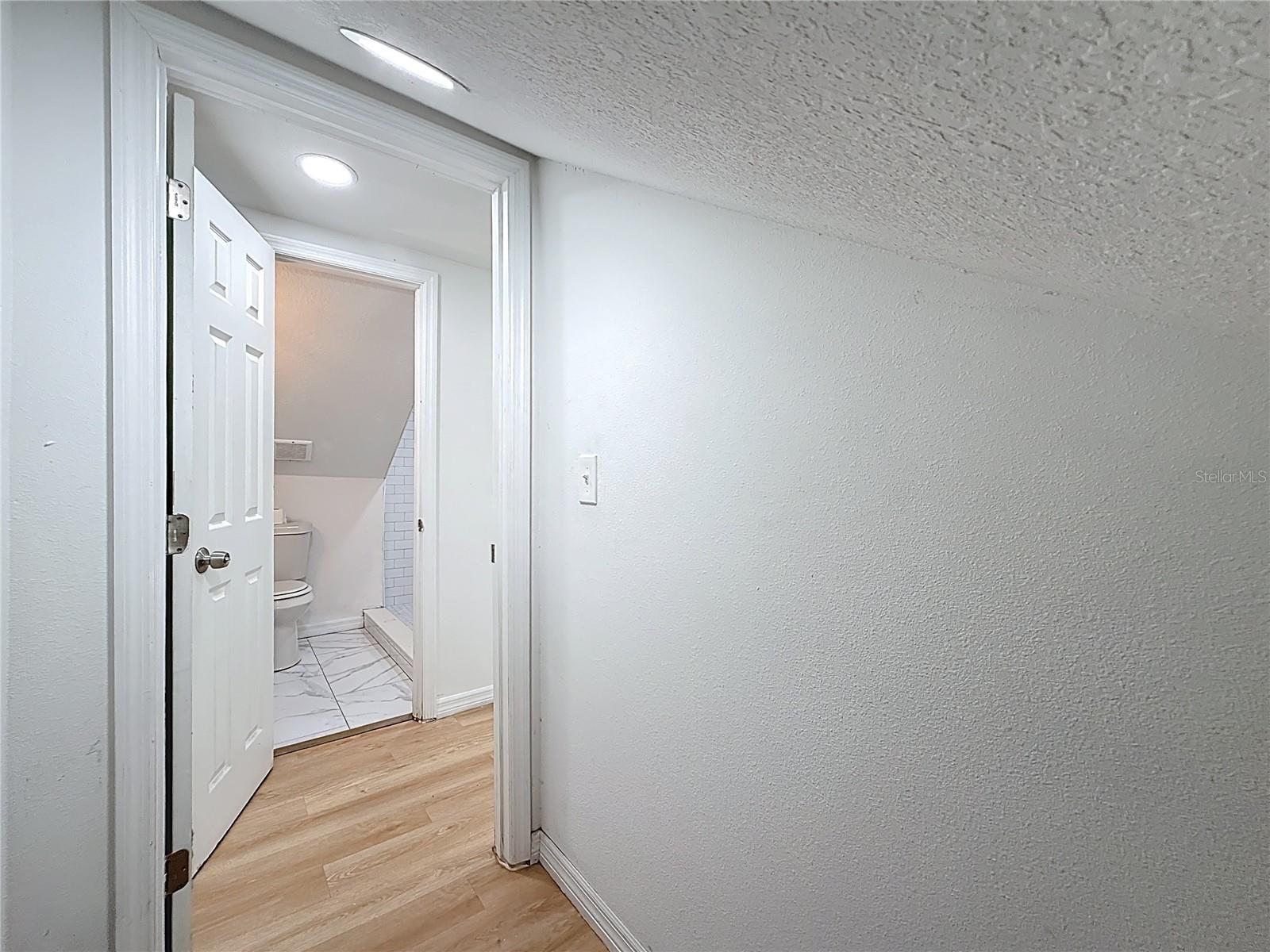 Image 20 of 23 For 618 17th Avenue S N