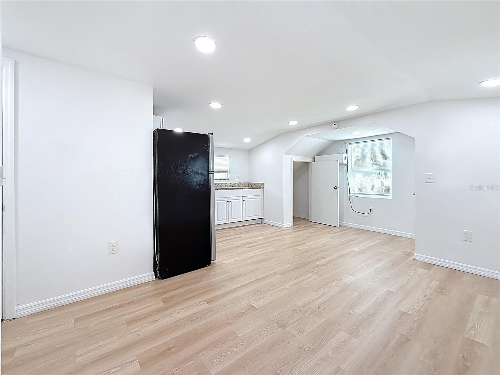 Image 6 of 23 For 618 17th Avenue S N