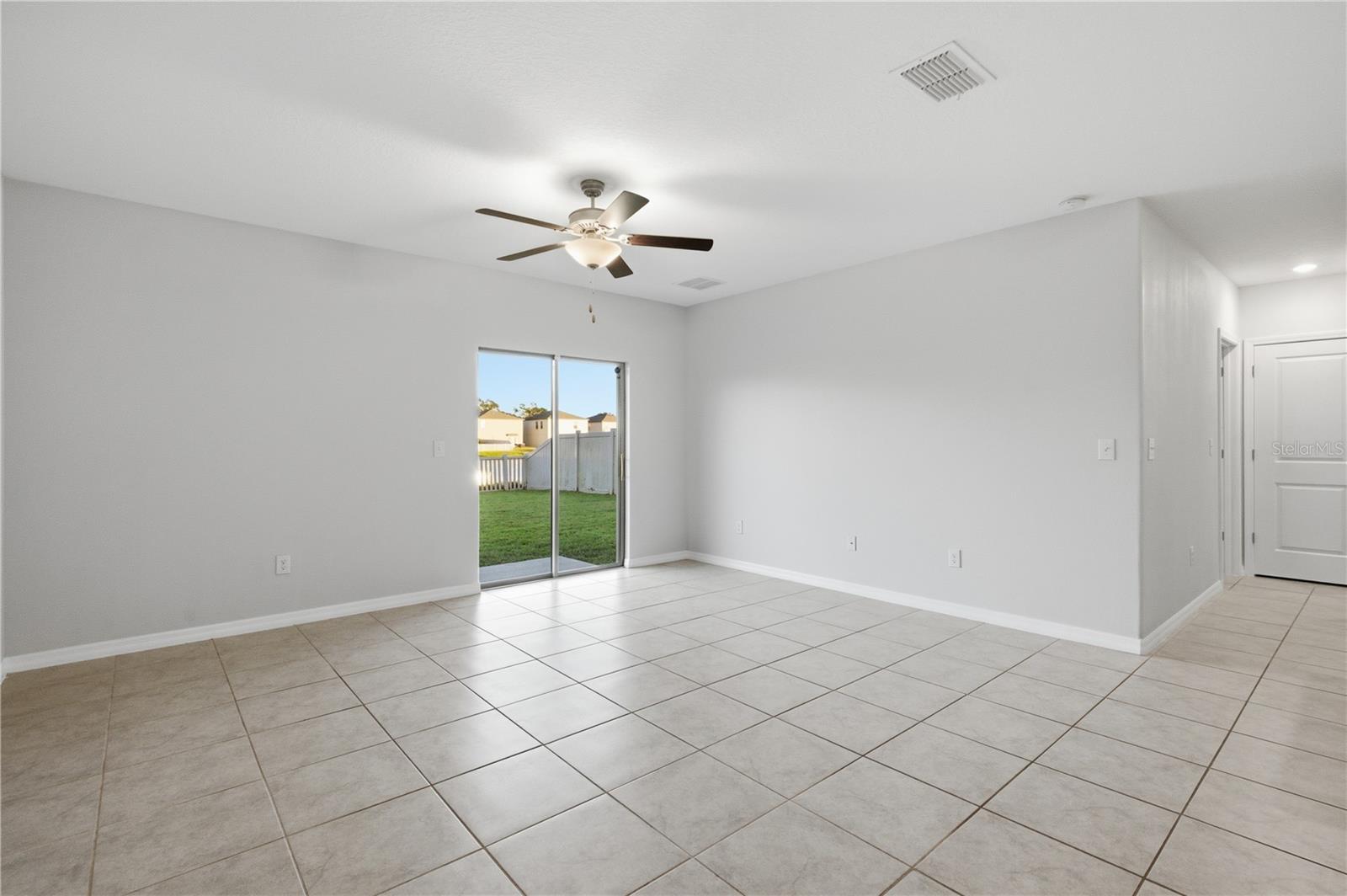 Image 3 of 19 For 5223 Dandelion Street