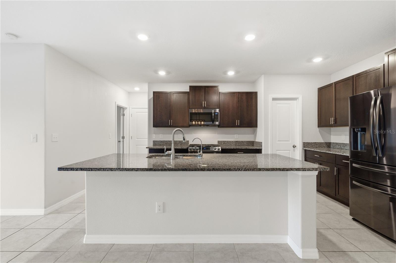 Image 6 of 19 For 5223 Dandelion Street