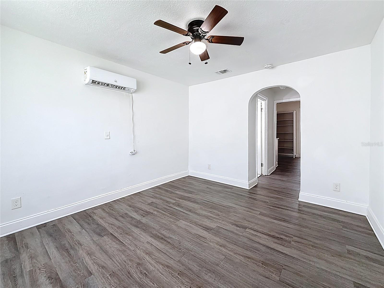 Image 6 of 28 For 618 17th Avenue S E