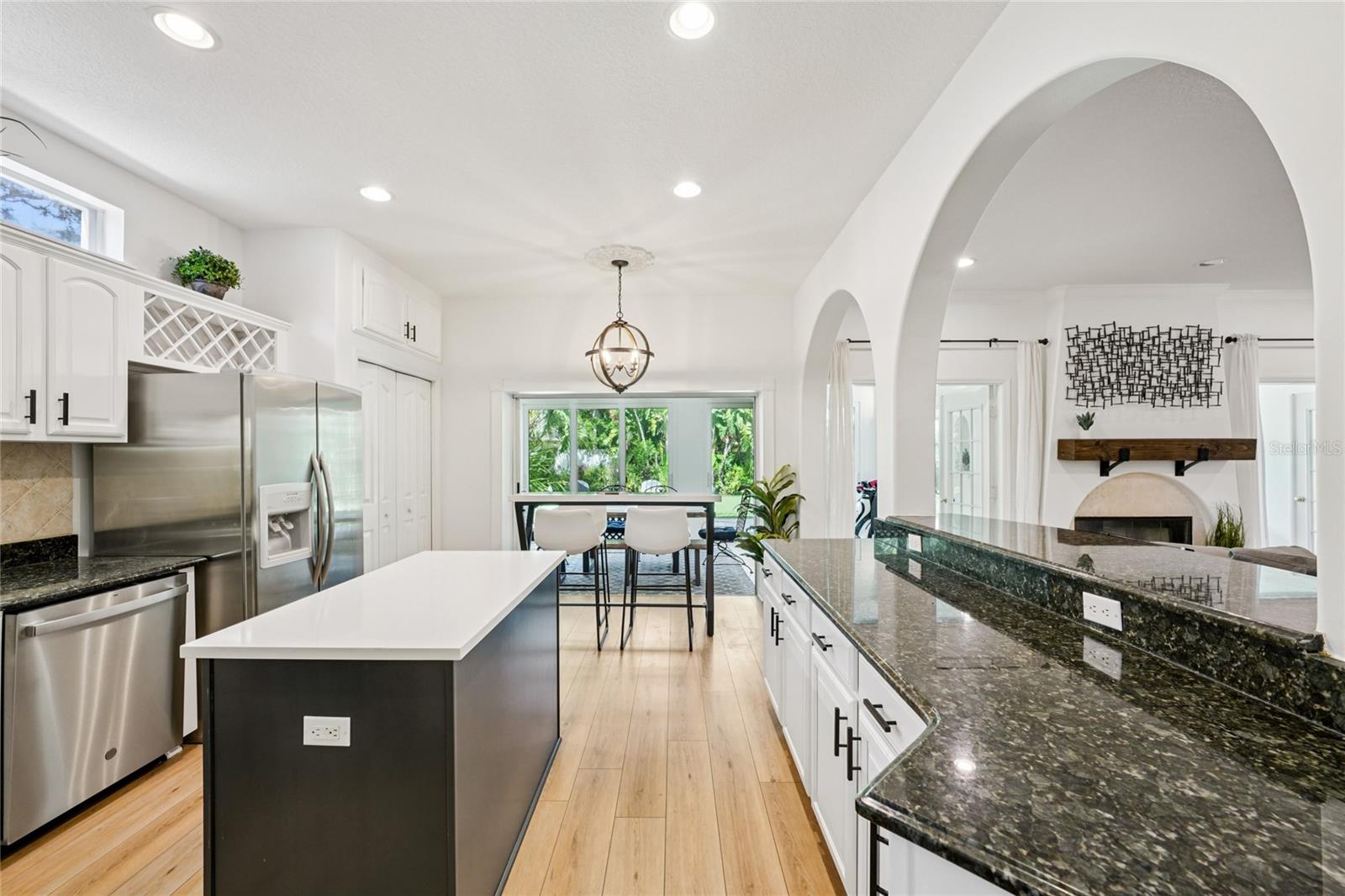 Image 20 of 77 For 3303 Lawn Avenue