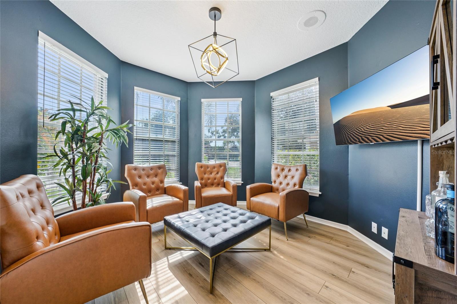 Image 36 of 77 For 3303 Lawn Avenue