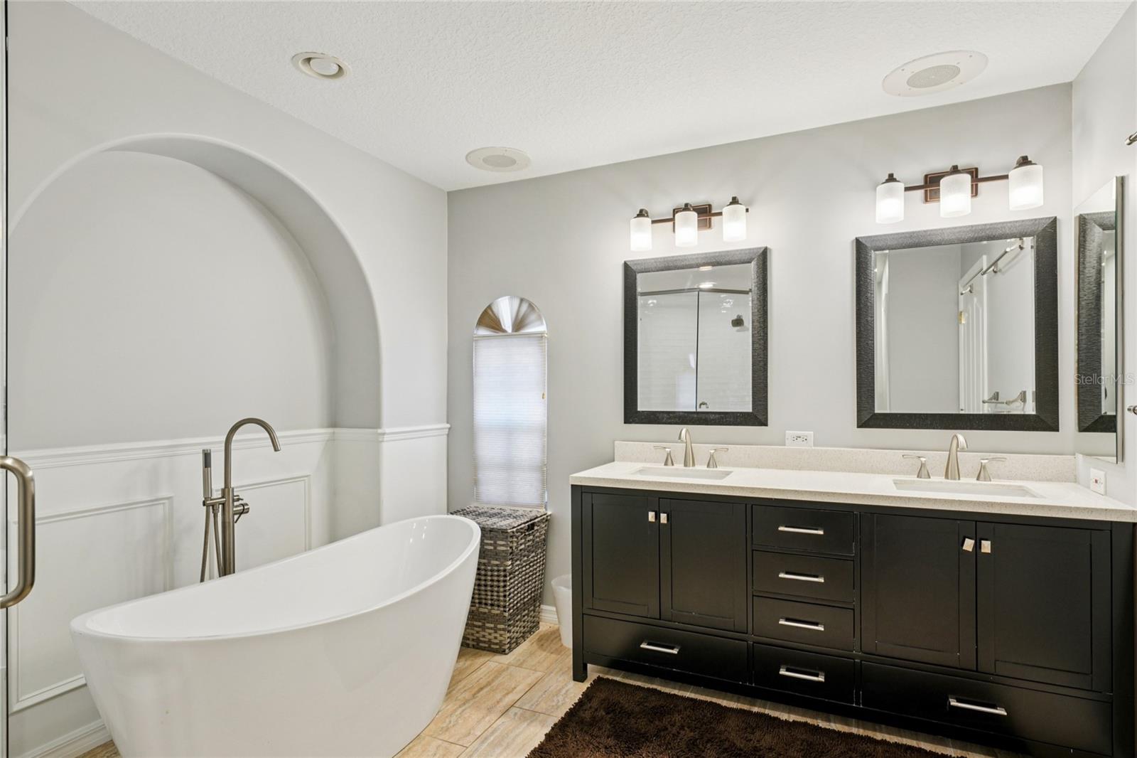 Image 45 of 77 For 3303 Lawn Avenue