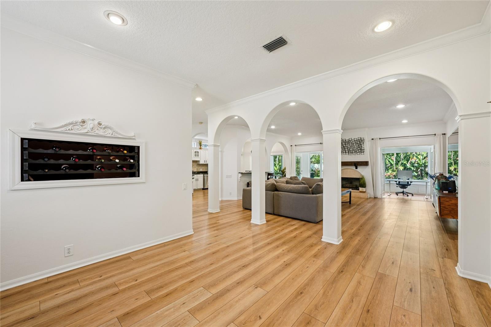 Image 5 of 77 For 3303 Lawn Avenue