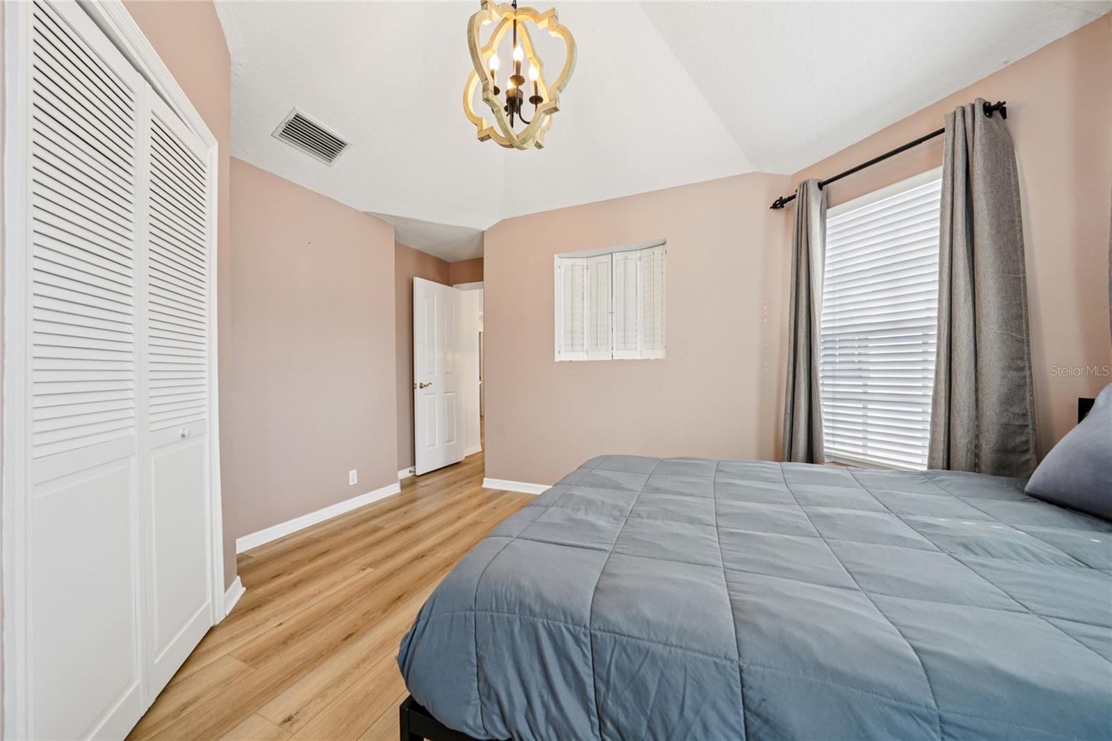 Image 65 of 77 For 3303 Lawn Avenue