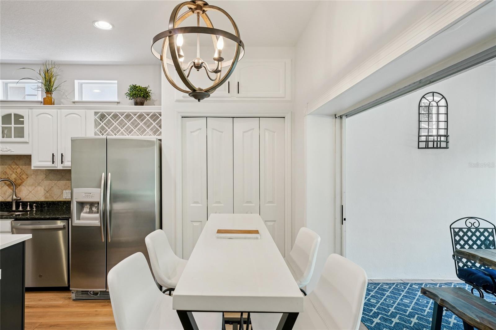 Image 9 of 77 For 3303 Lawn Avenue