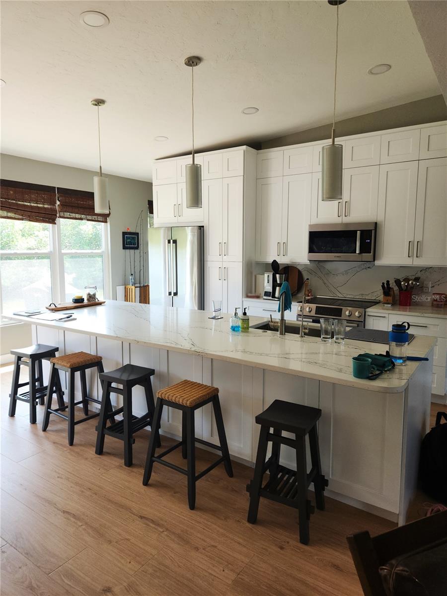 Image 4 of 5 For 9101 Sun Isle Drive Ne