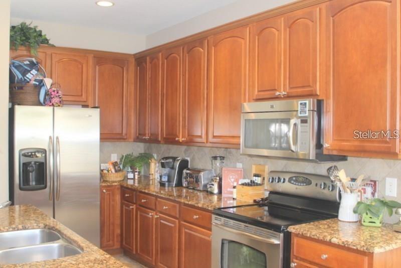 Image 6 of 30 For 21745 Garden Walk Loop