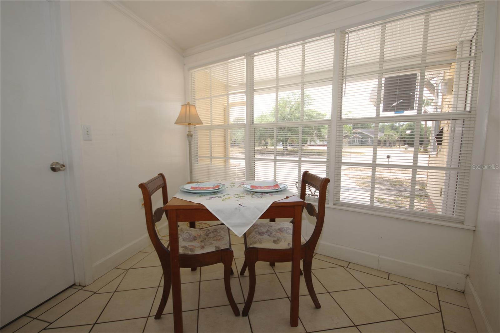 Image 14 of 19 For 1415 Hamlet Avenue