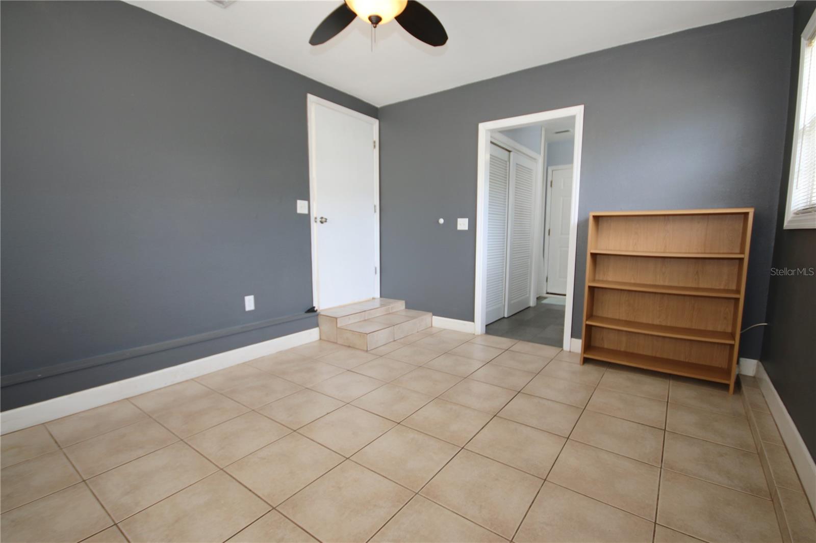 Image 16 of 19 For 1415 Hamlet Avenue