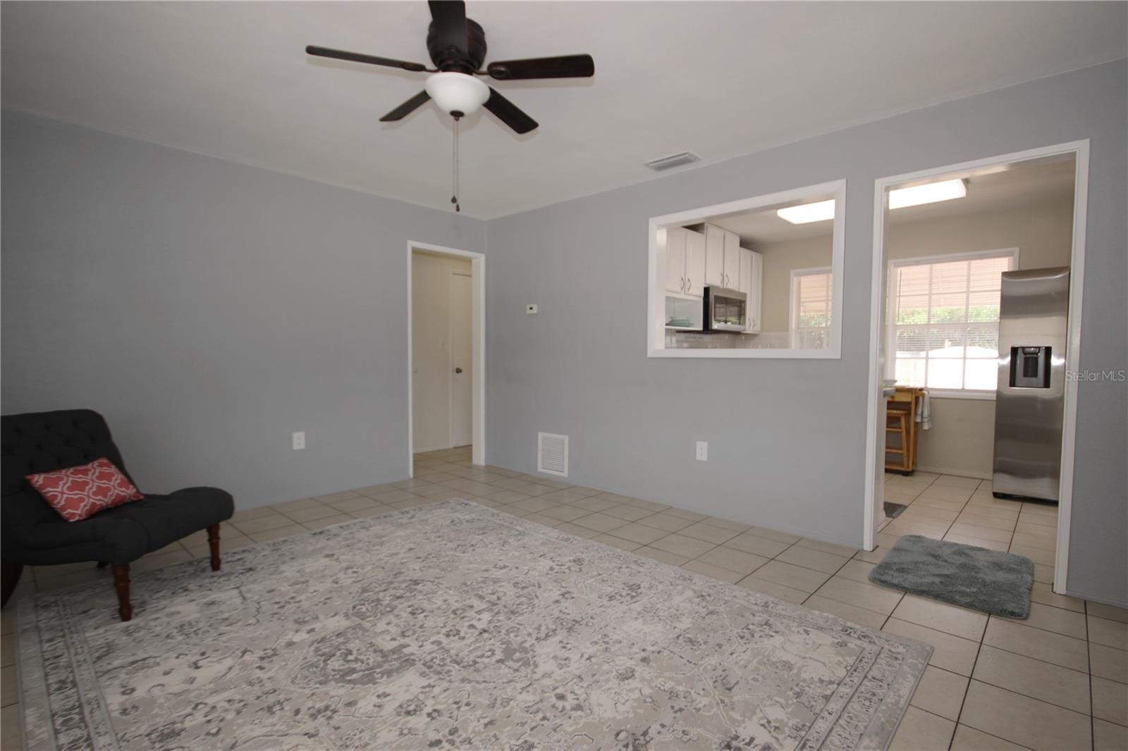 Image 4 of 19 For 1415 Hamlet Avenue