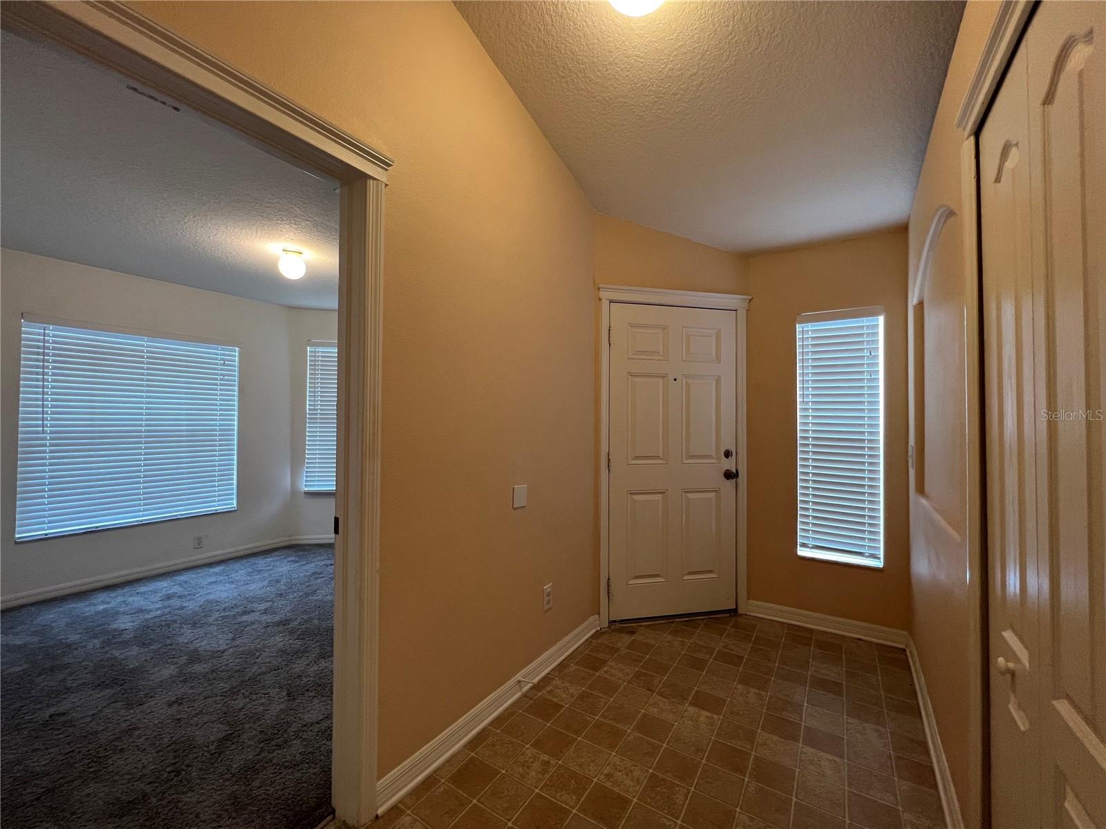 Image 4 of 23 For 7531 Oxford Garden Circle