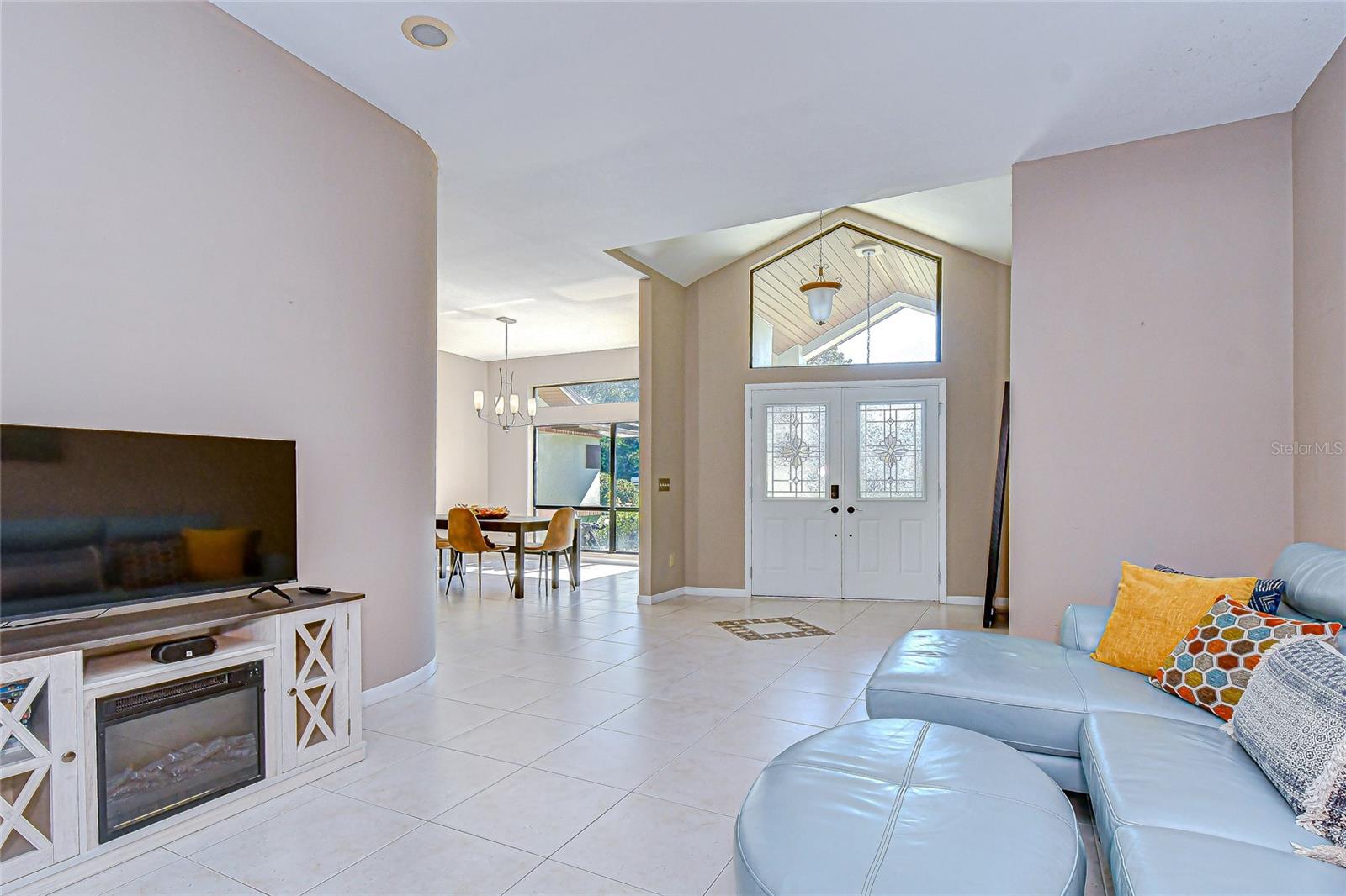 Image 6 of 37 For 3816 Buckingham Loop Drive