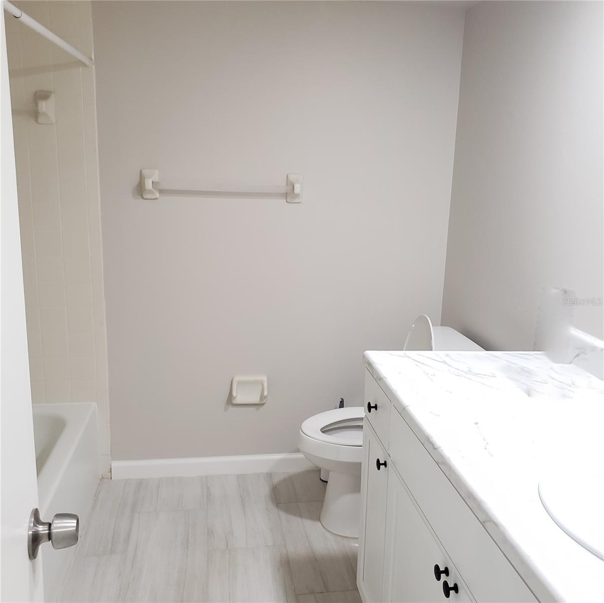 Image 15 of 20 For 13131 Lawrence Street