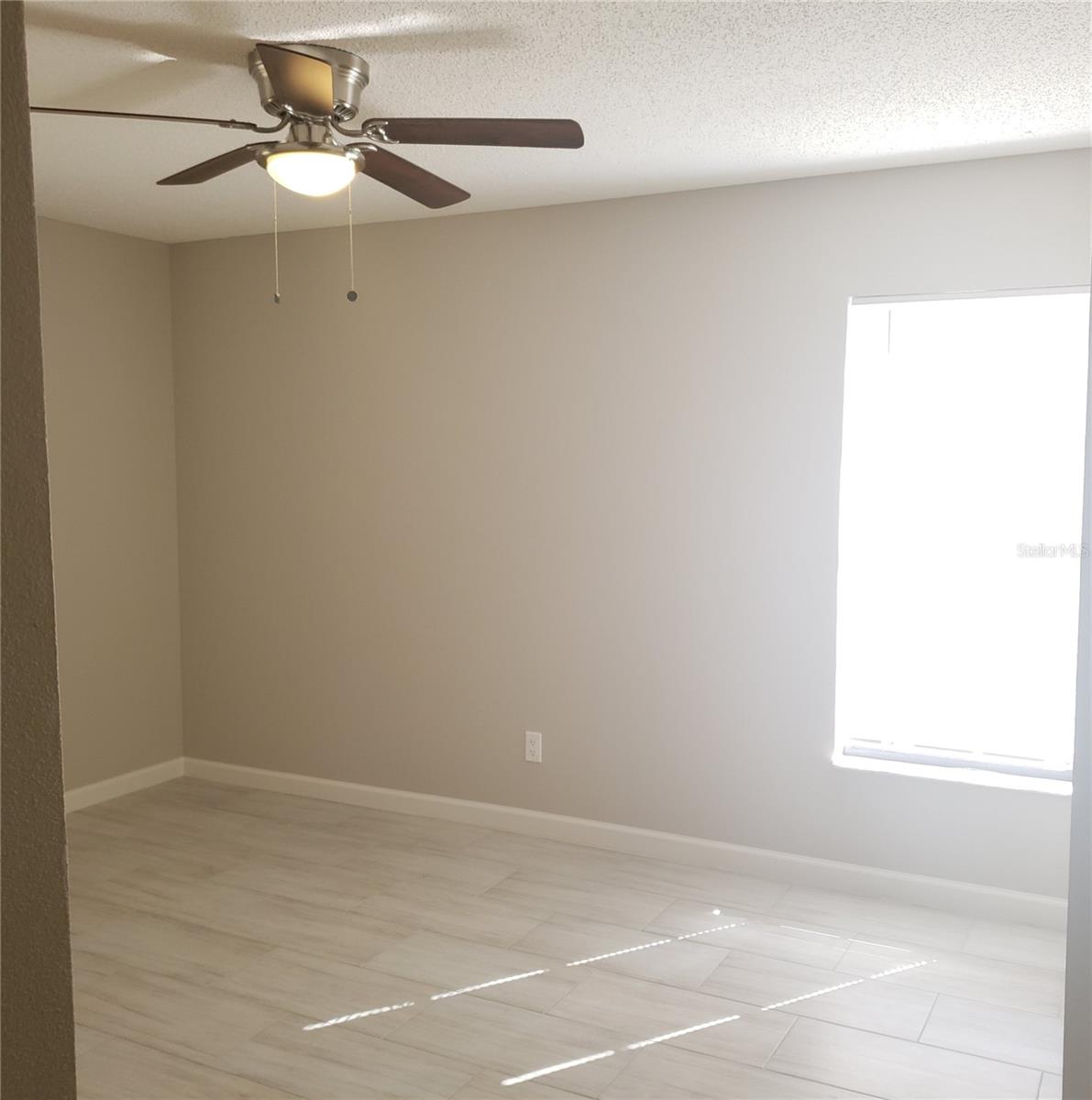 Image 17 of 20 For 13131 Lawrence Street