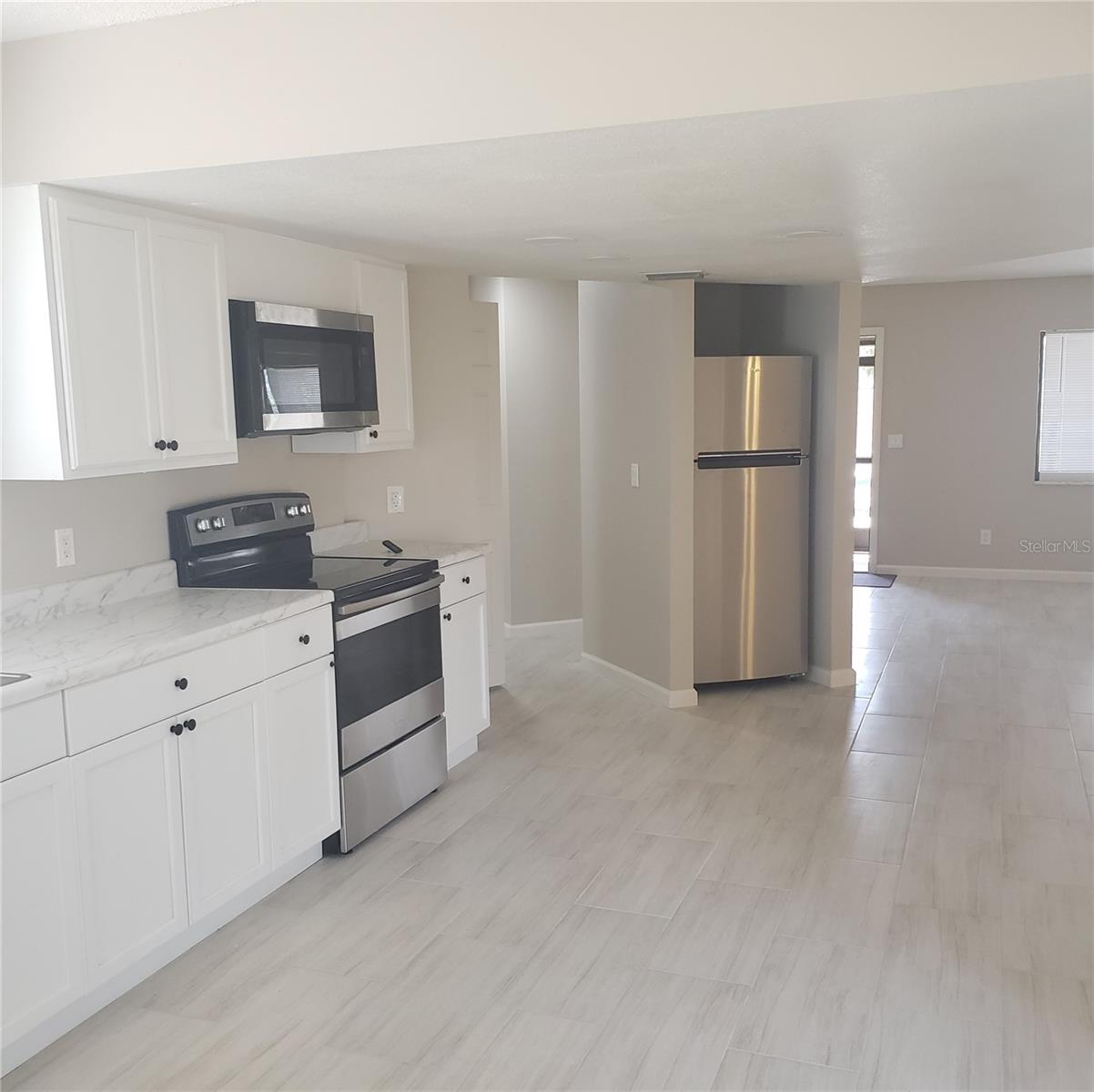 Image 6 of 20 For 13131 Lawrence Street