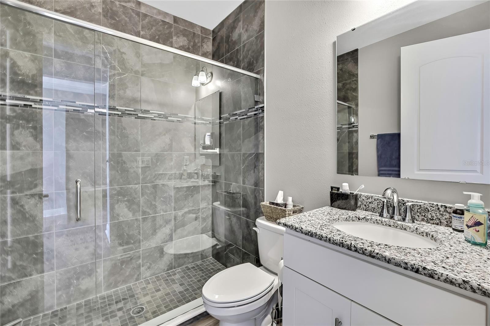 Image 19 of 46 For 9504 Earthwind Court