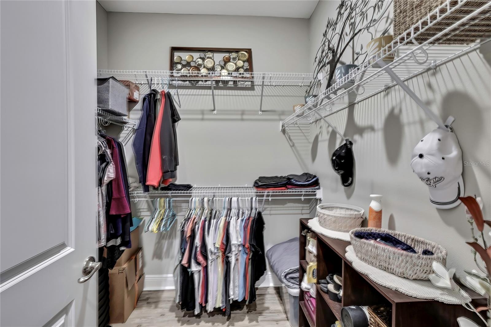 Image 31 of 46 For 9504 Earthwind Court