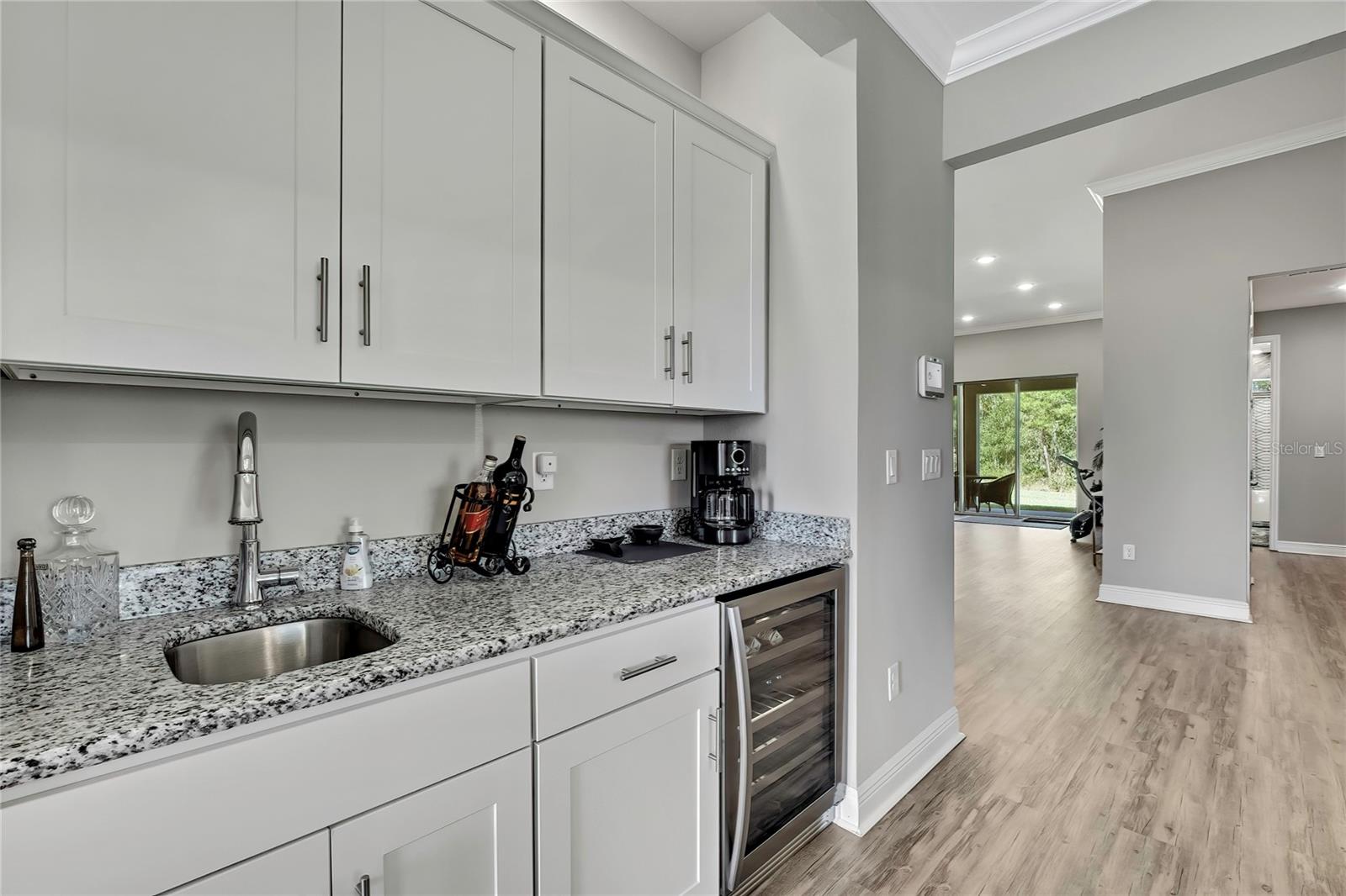 Image 7 of 46 For 9504 Earthwind Court