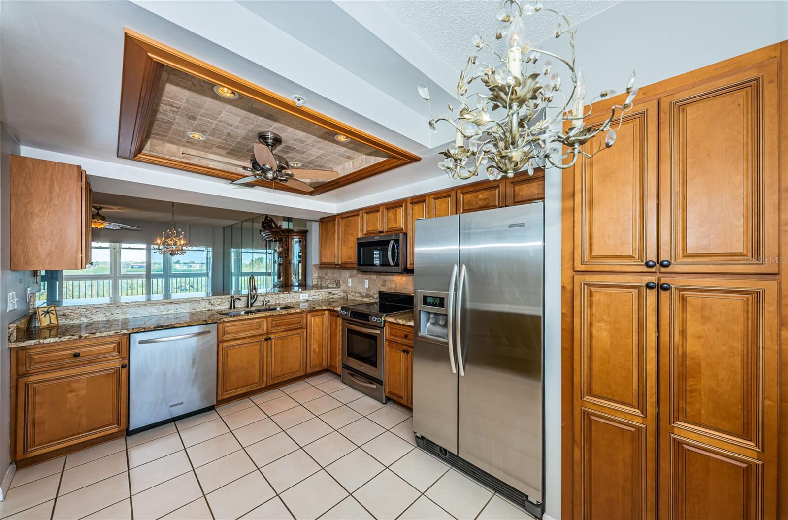 Image 24 of 58 For 6315 Shoreline Drive 3305