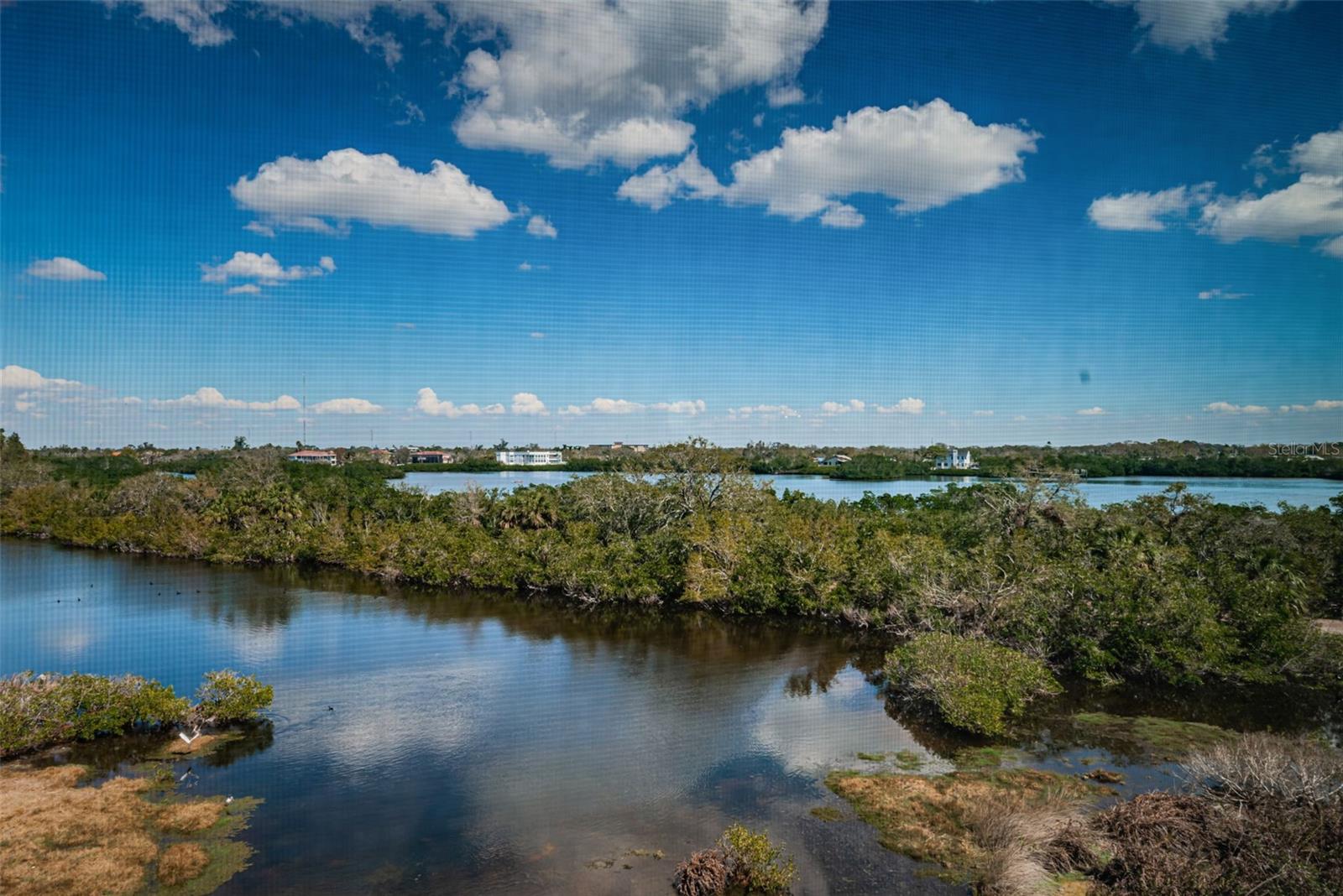 Image 39 of 58 For 6315 Shoreline Drive 3305