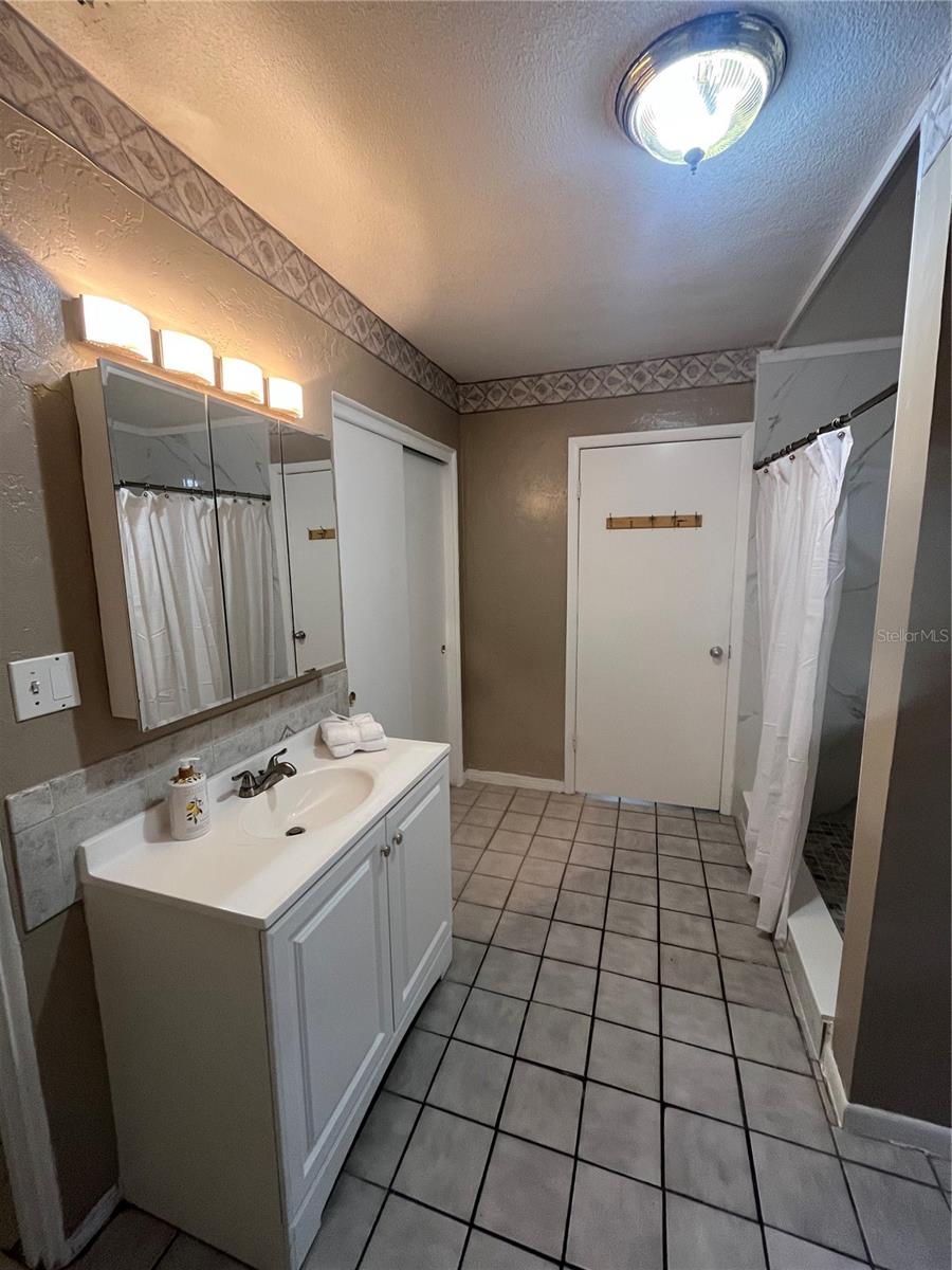 Image 13 of 16 For 6514 34th Avenue N