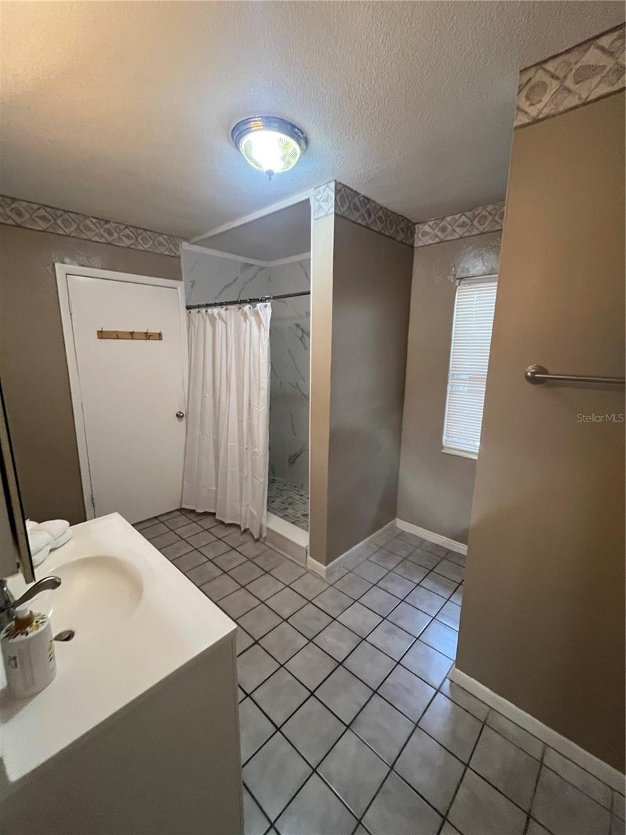 Image 7 of 16 For 6514 34th Avenue N