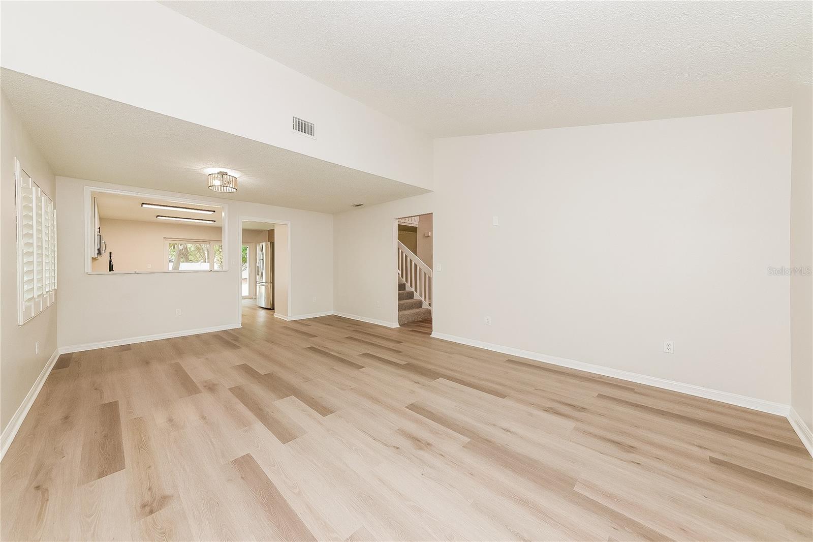 Image 5 of 20 For 10144 Tarragon Drive