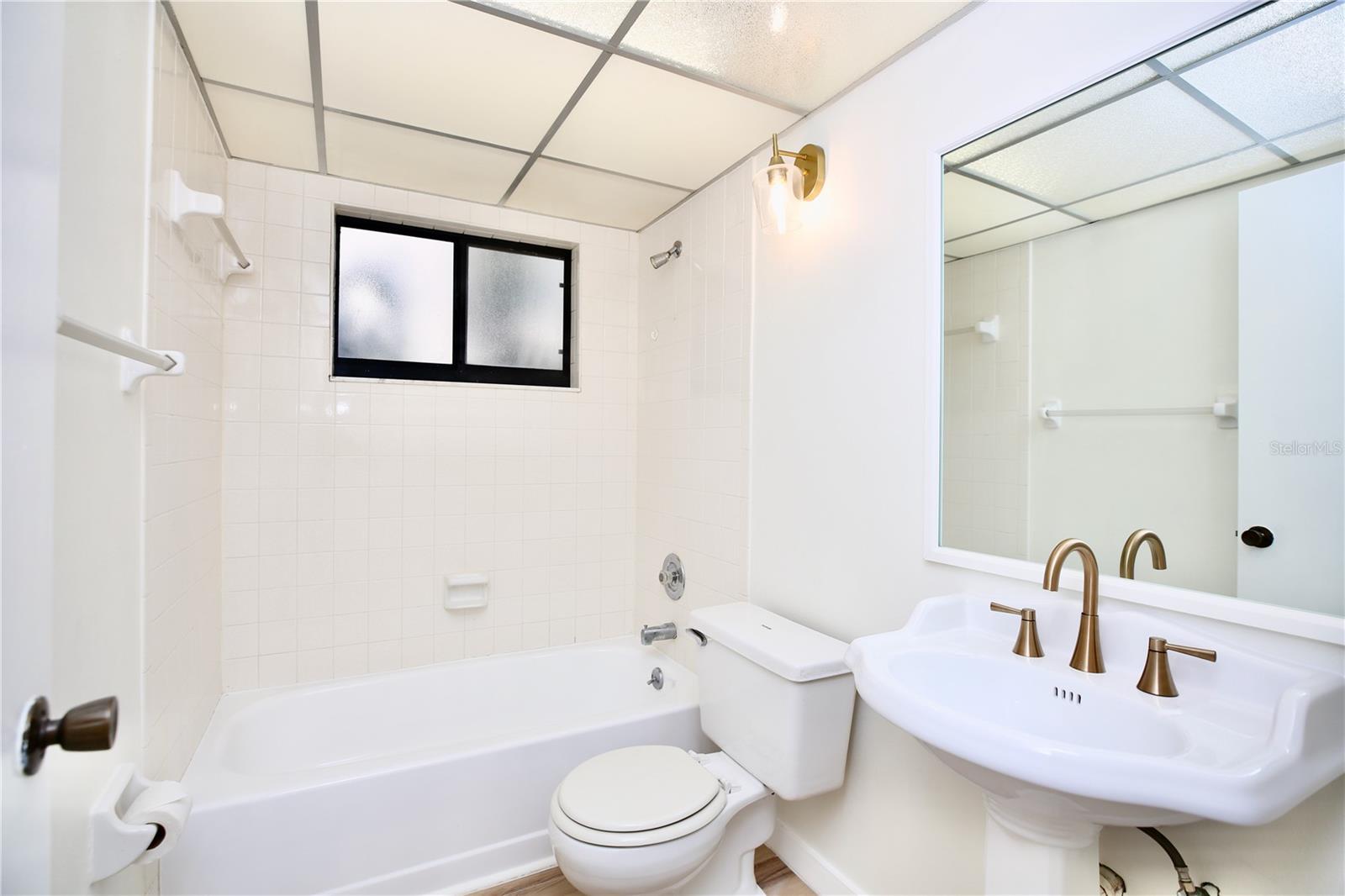 Image 12 of 38 For 11702 Raintree Village Boulevard B