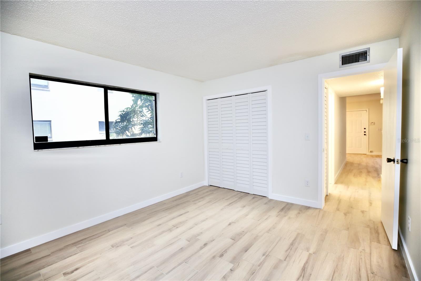 Image 13 of 38 For 11702 Raintree Village Boulevard B